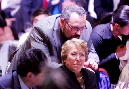 Cile, l’ombra della corruzione sul figlio della Presidente Bachelet